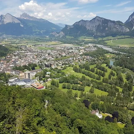 Villa Komplettes Mit 10 Zimmern