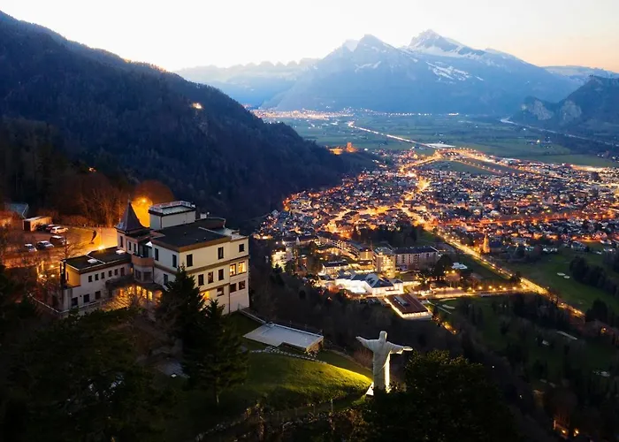 Villa Gesamte Schloss Wartenstein Mit Allen 10 Zimmern Mit Bad Und Dem Restaurant *