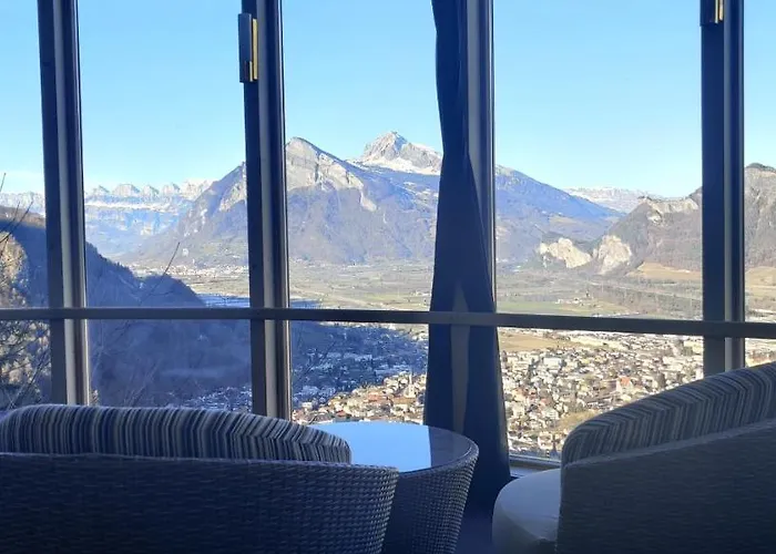 Gesamte Schloss Wartenstein Mit Allen 10 Zimmern Mit Bad Und Dem Restaurant * Bad Ragaz