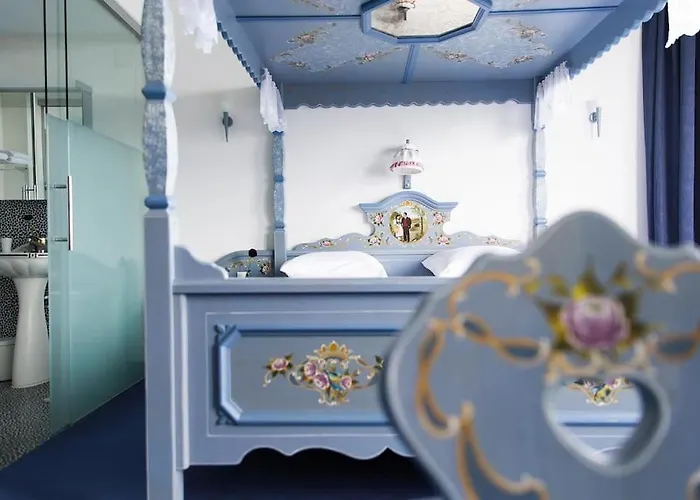 Komplettes Mit 10 Zimmern Villa