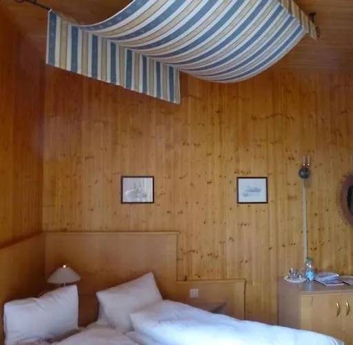 Villa Gesamte Schloss Wartenstein Mit Allen 10 Zimmern Mit Bad Und Dem Restaurant Bad Ragaz