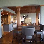 Villa Komplettes Mit 10 Zimmern *